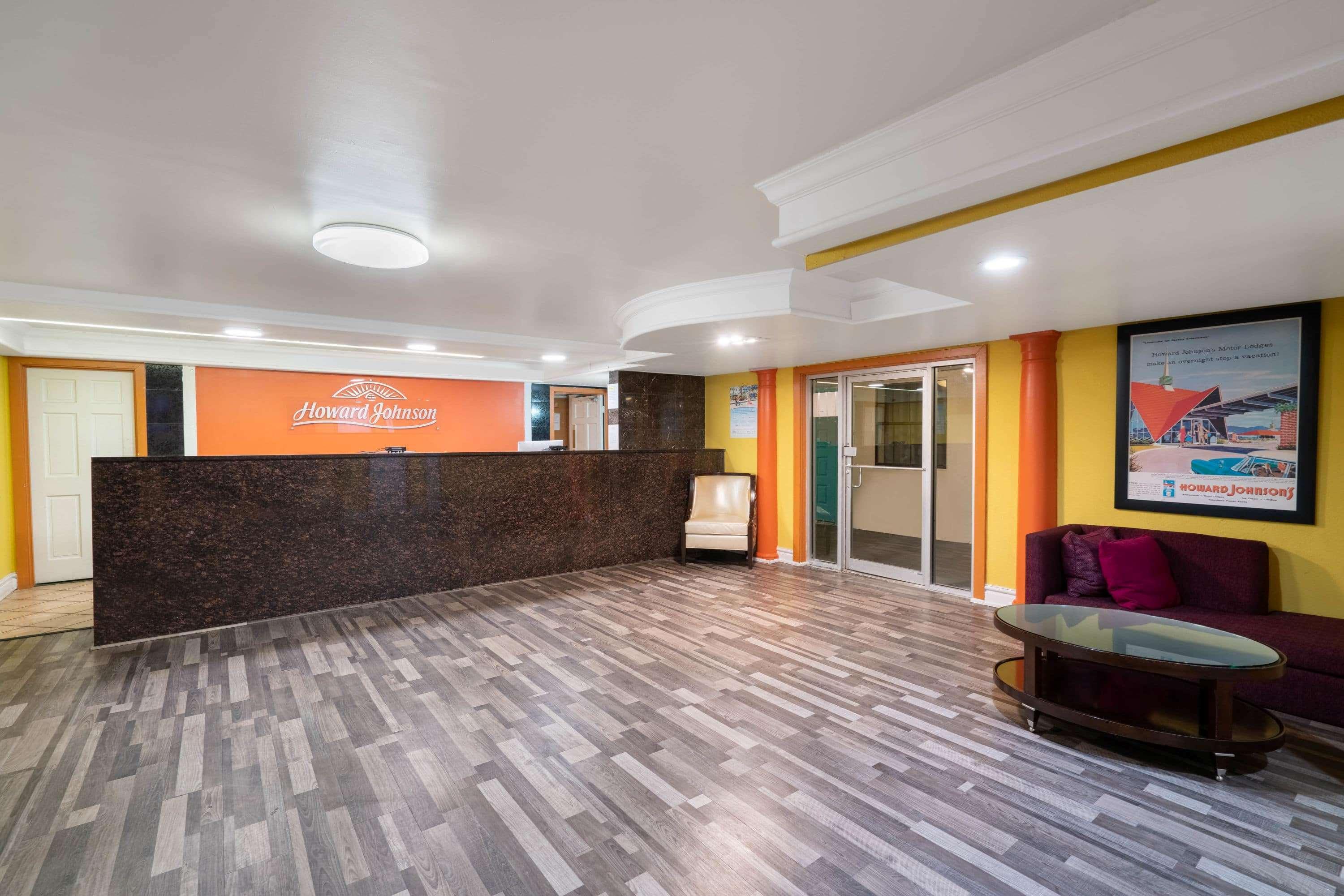 Howard Johnson By Wyndham Atlanta College Park Exterior photo